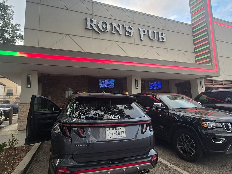 Ron's Pub