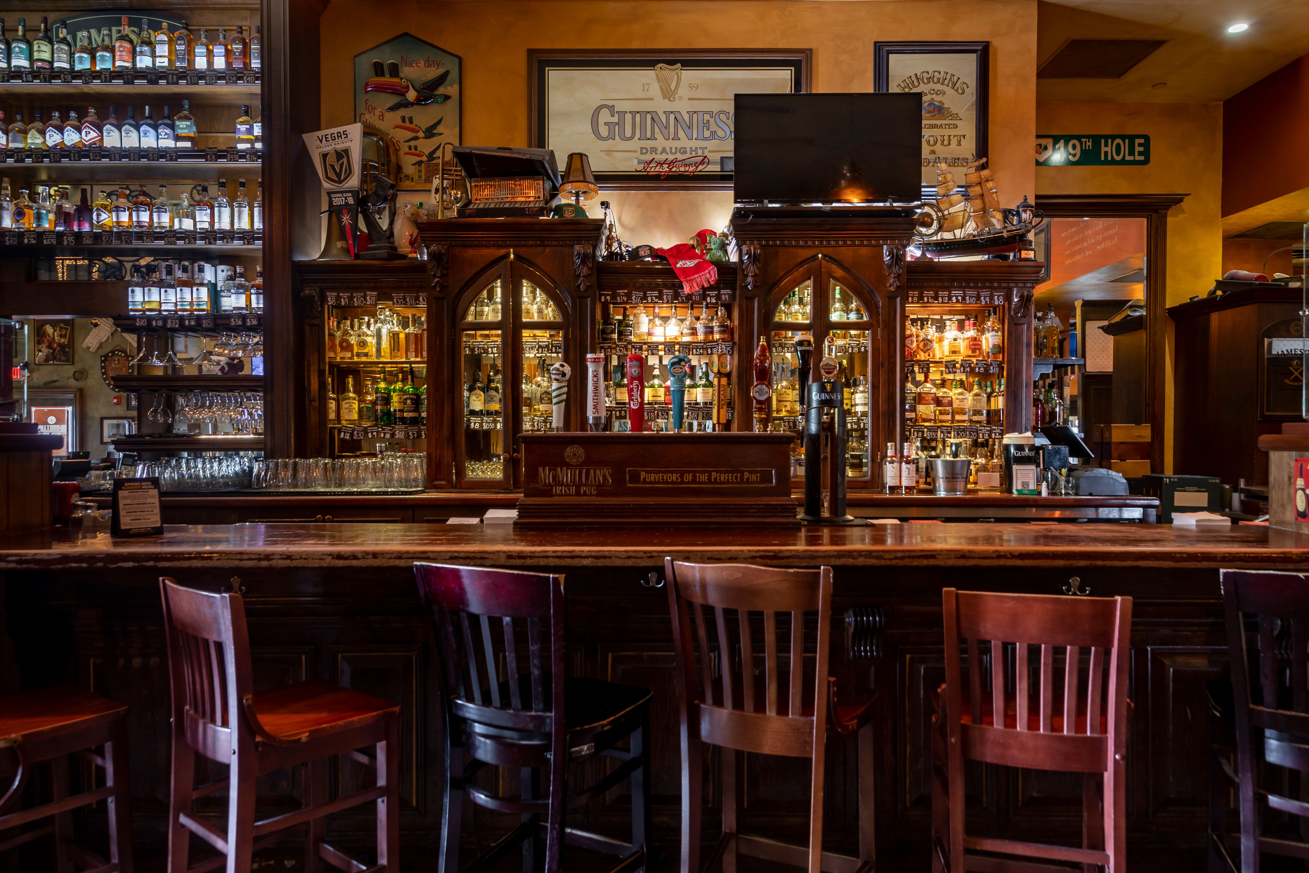 McMullan's Irish Pub