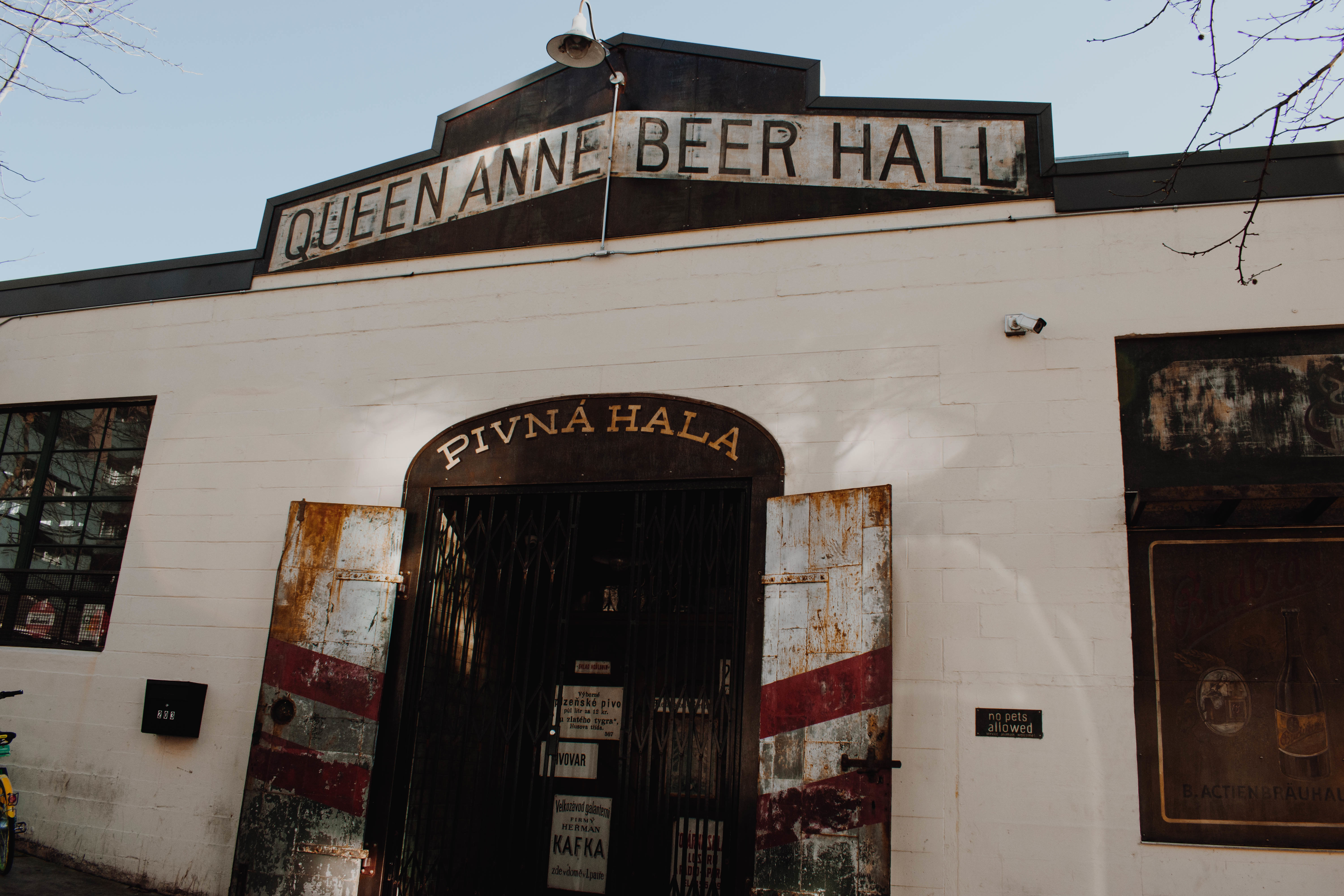 Queen Anne Beerhall